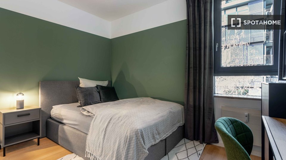 Double room Berlin, 4 beds, 157m² — photo 20