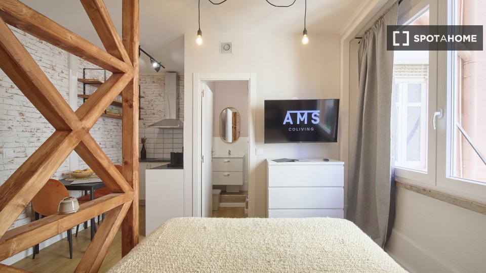 Apartment mono Lisbon — photo 10