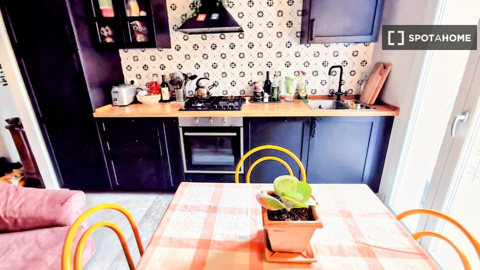 Double room Bologna, 3 beds, 94m² — photo 65