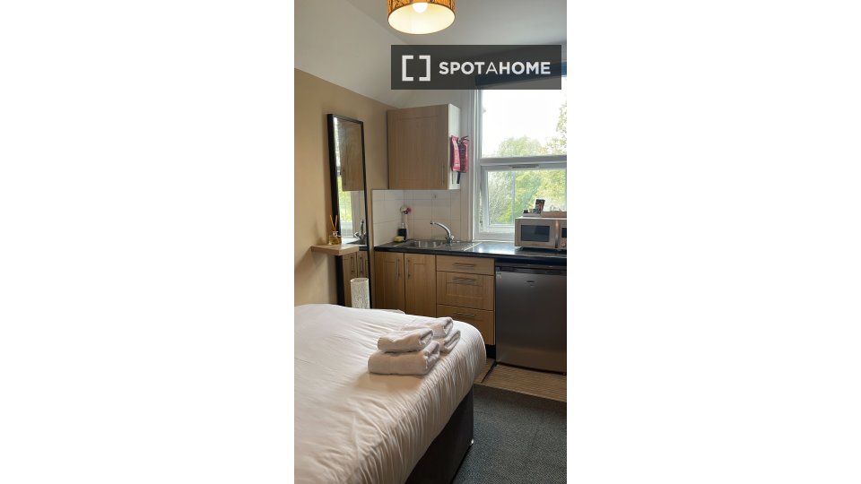 Apartment mono London — photo 17