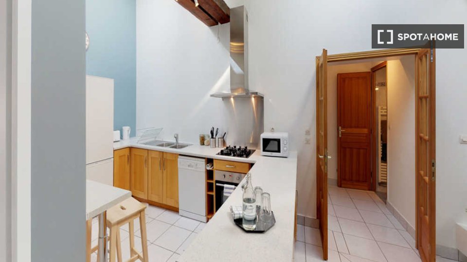 Double room Lyon, 5 beds, 130m² — photo 4