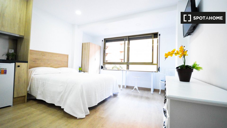Double room Valencia, 5 beds — photo 15