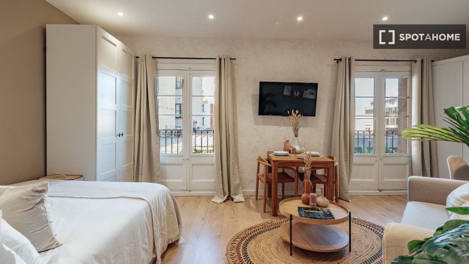 Apartment mono Barcelona, 30m² — photo 4