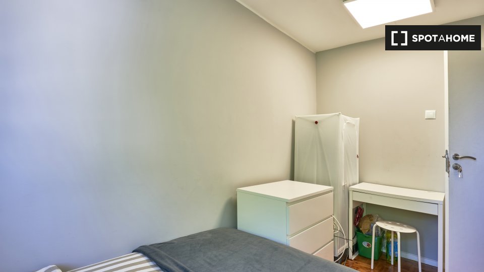 Double room Lisbon, 6 beds — photo 4