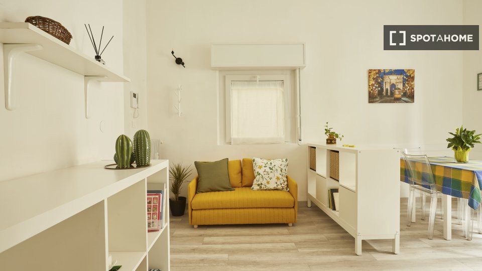 Apartment Milan, 1 bed, 43m² — photo 11