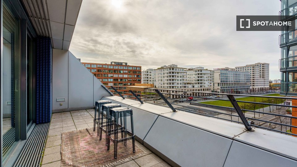 Double room Berlin, 4 beds, 123m² — photo 3