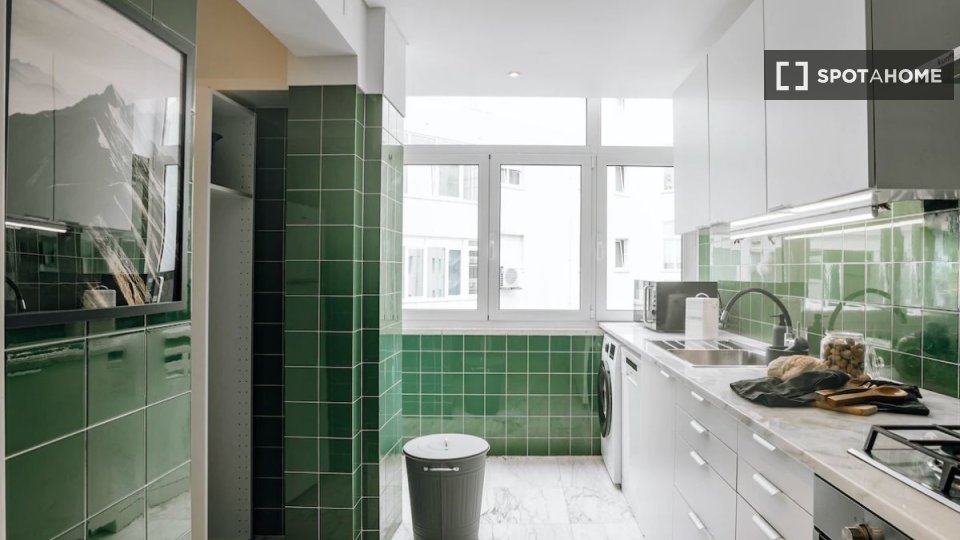 Apartment Lisbon, 2 beds — photo 1