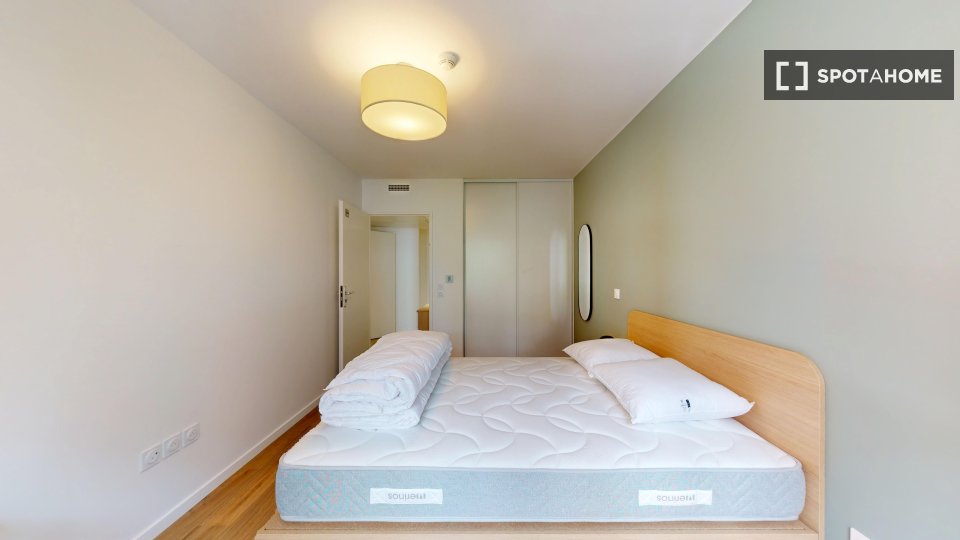 Double room Paris, 2 beds — photo 9