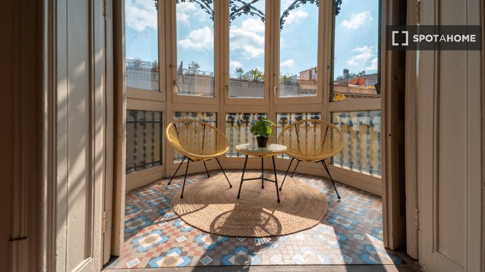 Double room Barcelona, 7 beds, 160m² — photo 14