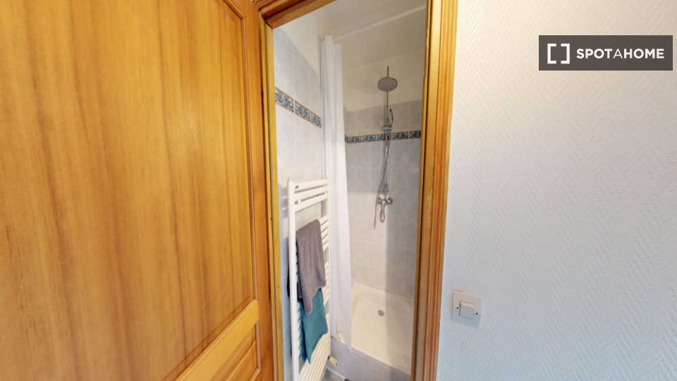 Double room Lyon, 5 beds, 130m² — photo 13