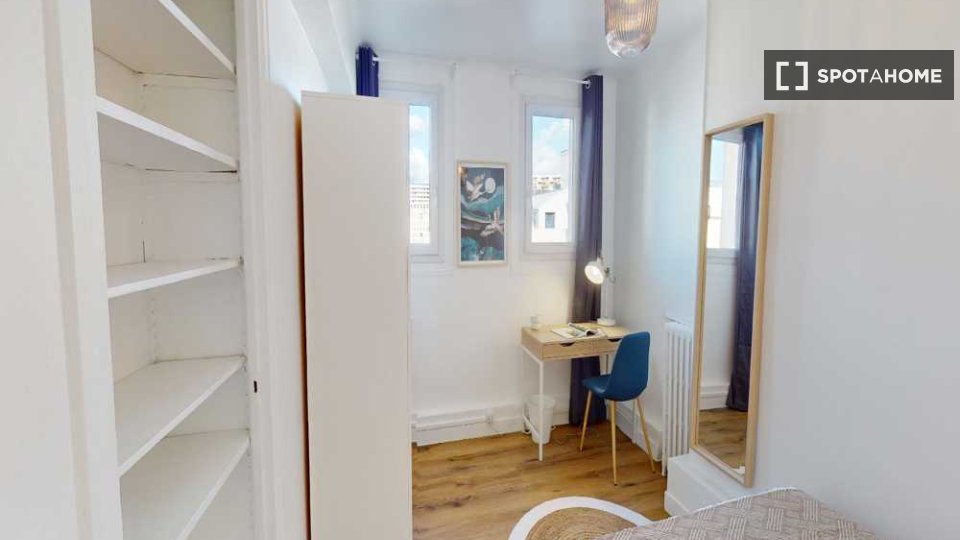 Double room Paris, 5 beds, 110m² — photo 6