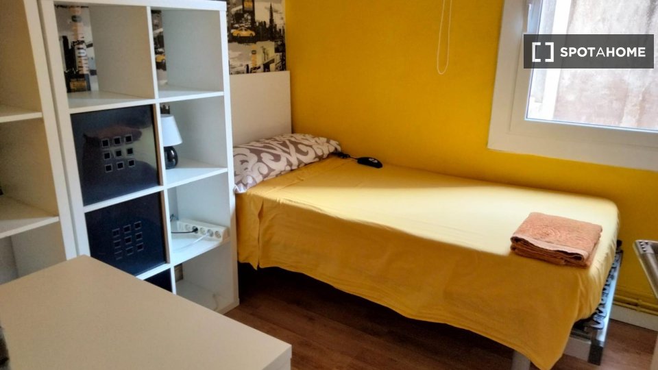 Double room Barcelona, 4 beds, 120m² — photo 22