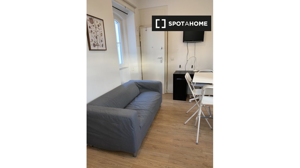 Apartment mono Lisbon, 60m² — photo 9