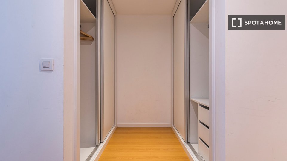 Apartment Lisbon, 2 beds — photo 4