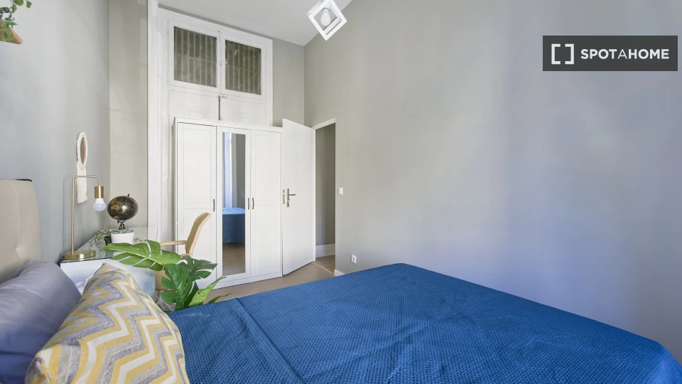Double room Lisbon, 9 beds — photo 13