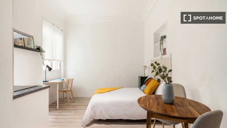 Double room Madrid, 4 beds — photo 35