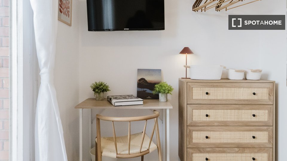 Double room Barcelona, 8 beds, 220m² — photo 30