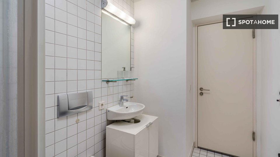 Double room Berlin, 4 beds, 123m² — photo 5