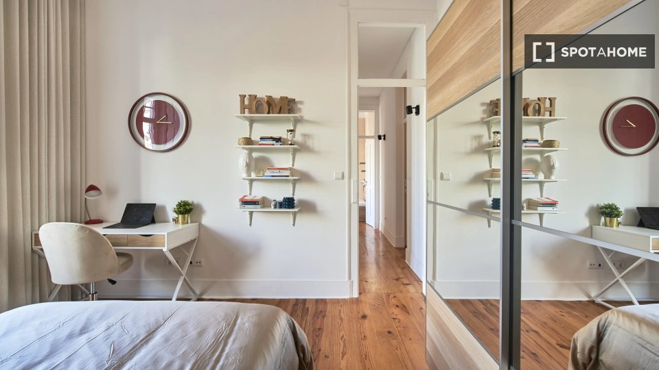 Double room Lisbon, 7 beds — photo 5