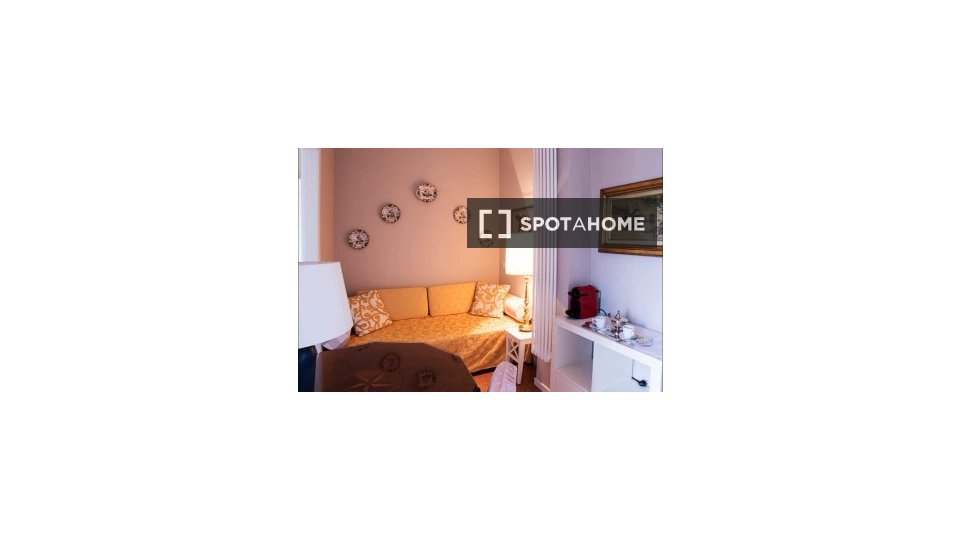 Apartment Milan, 1 bed, 28m² — photo 24