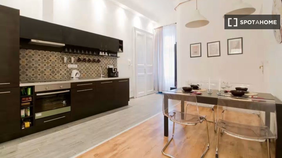 Apartment Budapest, 2 beds — photo 2
