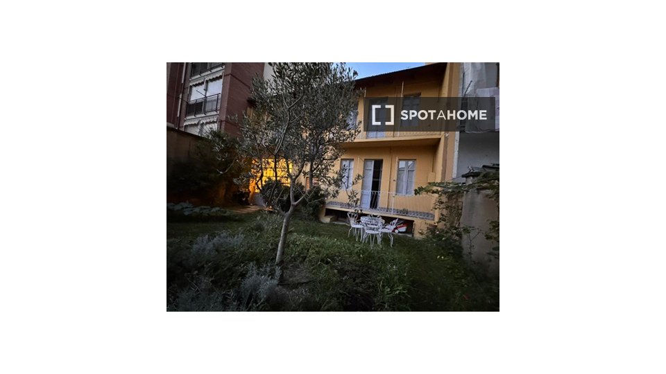 Apartment Turin, 2 beds, 60m² — photo 4