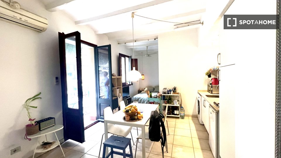 Apartment mono Barcelona, 45m² — photo 7
