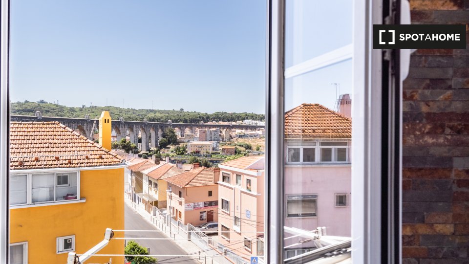 Apartment Lisbon, 2 beds — photo 9