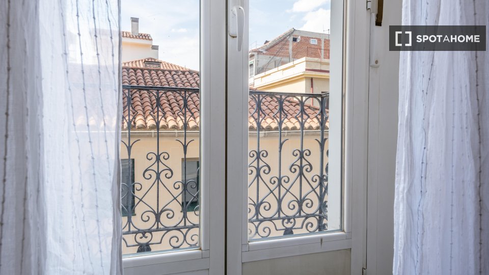 Double room Madrid, 5 beds — photo 44