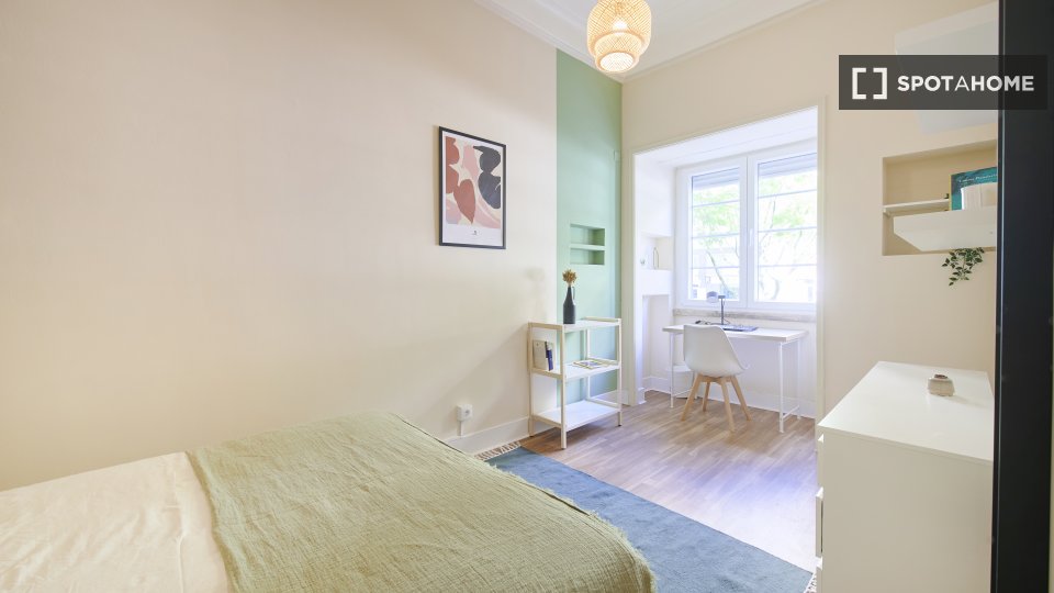 Double room Lisbon, 9 beds — photo 9