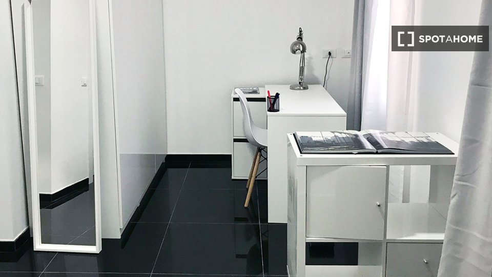 Apartment Rome, 2 beds, 62m² — photo 7