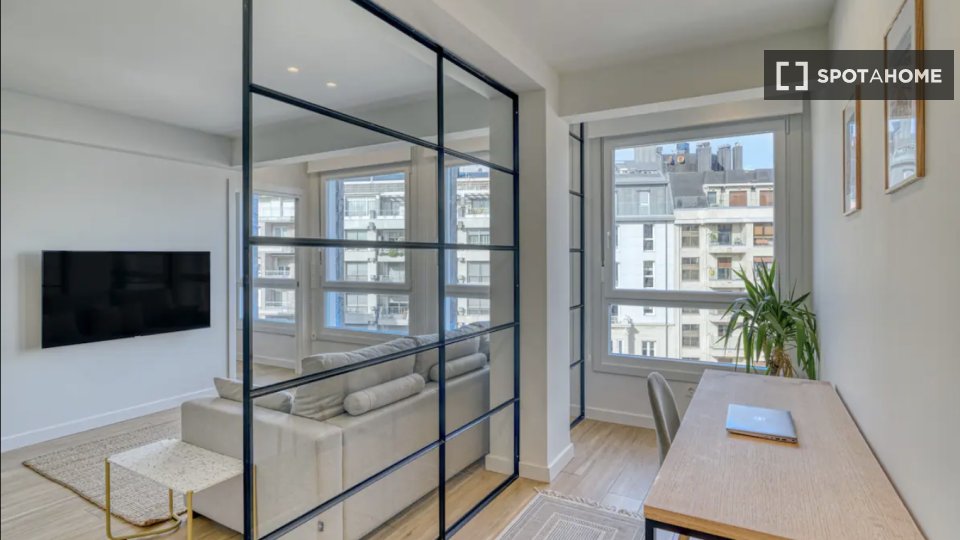 Piso de 2 habitaciones en Centro, San Sebastián