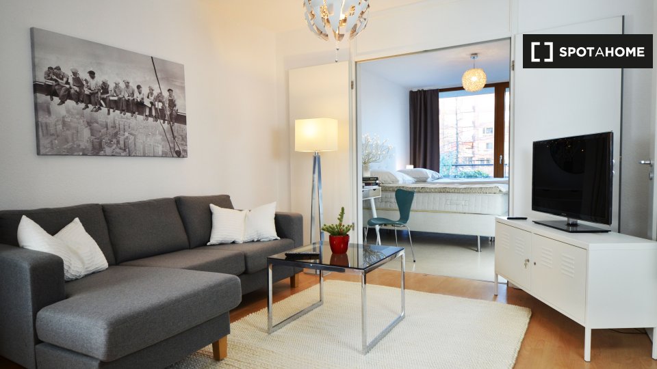 Apartment Berlin, 2 beds, 83m² — photo 11