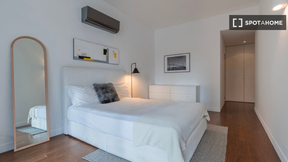 Apartment Lisbon, 3 beds — photo 1