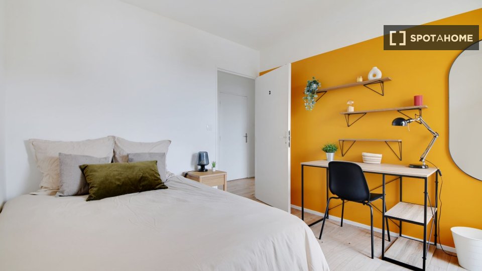 Double room Paris, 4 beds — photo 1
