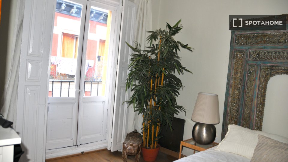 Apartment Madrid, 4 beds — photo 11
