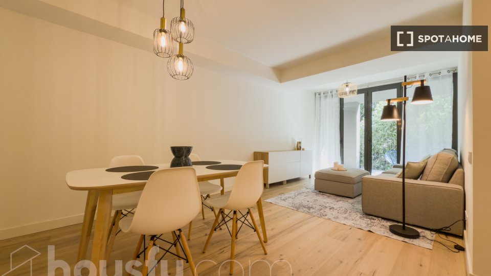 Apartment Barcelona, 3 beds, 109m² — photo 8