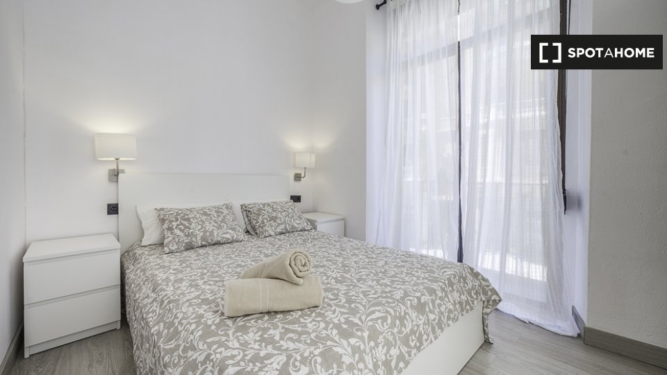Double room Barcelona, 4 beds — photo 19