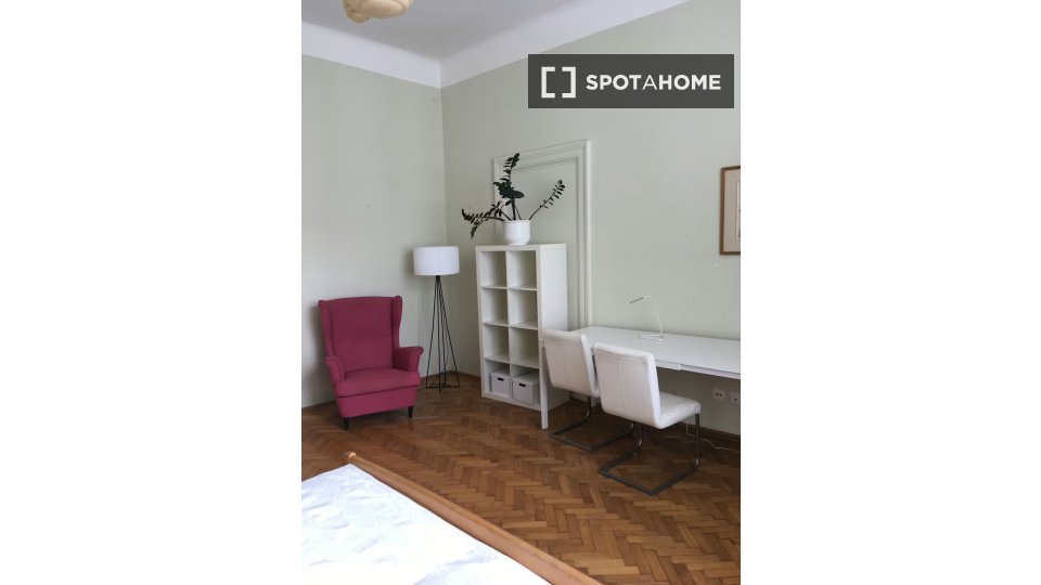 Double room Vienna, 3 beds, 28m² — photo 4