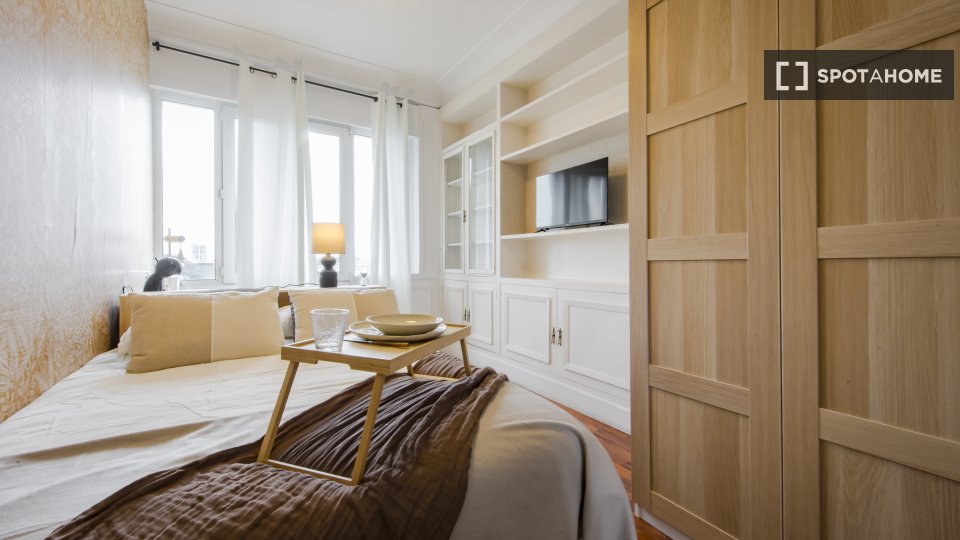 Double room Madrid, 8 beds — photo 1