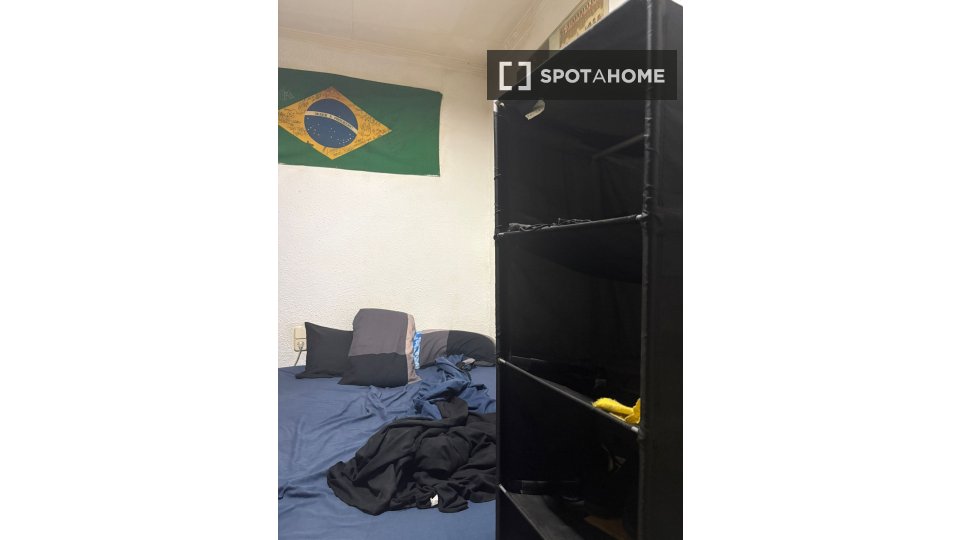 Double room Barcelona, 5 beds, 50m² — photo 12
