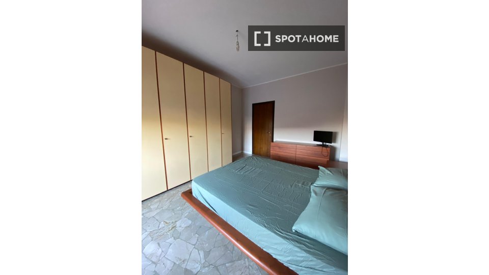 Double room Milan, 2 beds, 100m² — photo 3