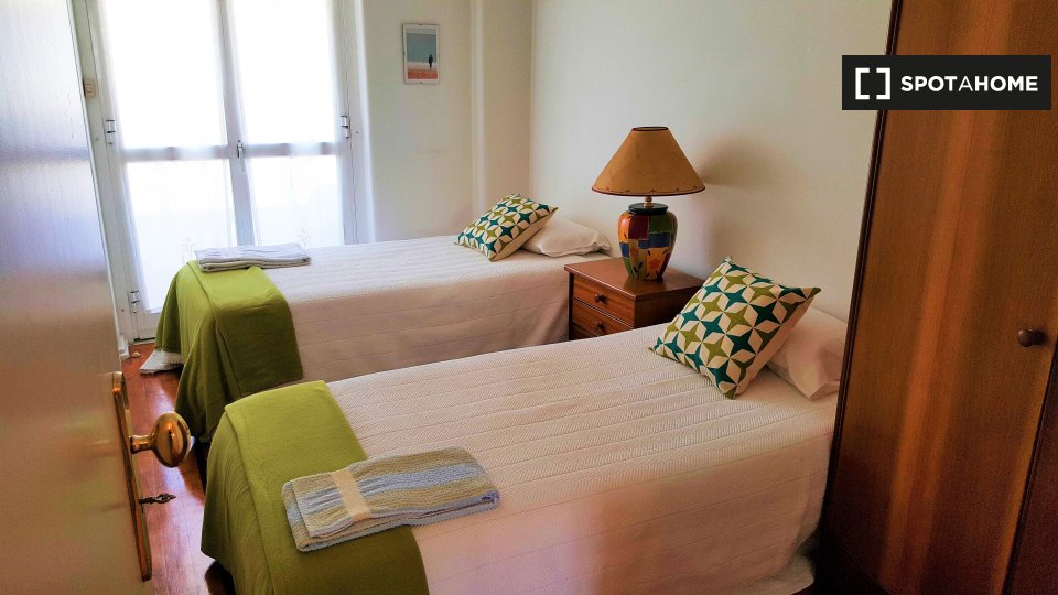 Apartment Lisbon, 2 beds — photo 14