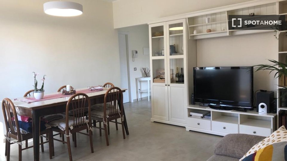 Double room Milan, 2 beds — photo 2