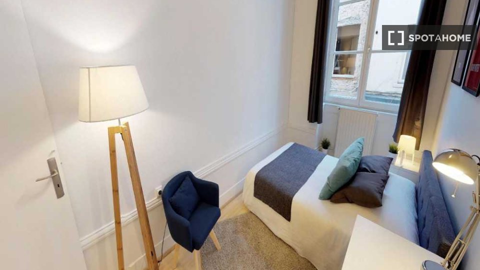 Double room Lyon, 4 beds, 80m² — photo 16