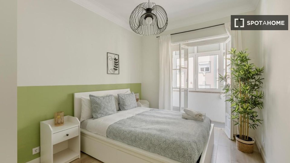Apartment Lisbon, 2 beds — photo 12