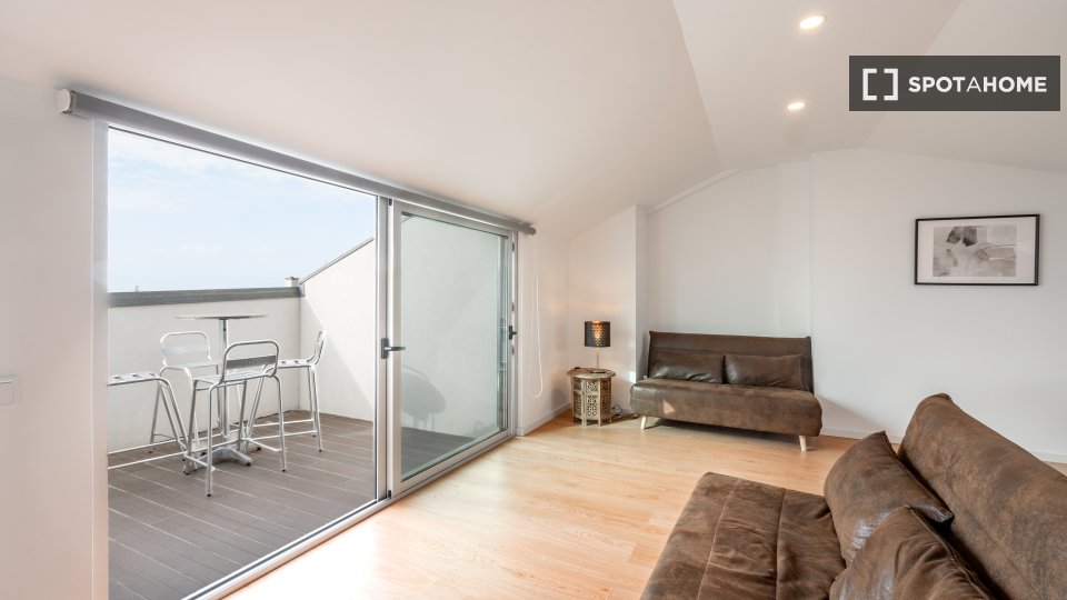 Apartment Porto, 1 bed, 64m² — photo 3