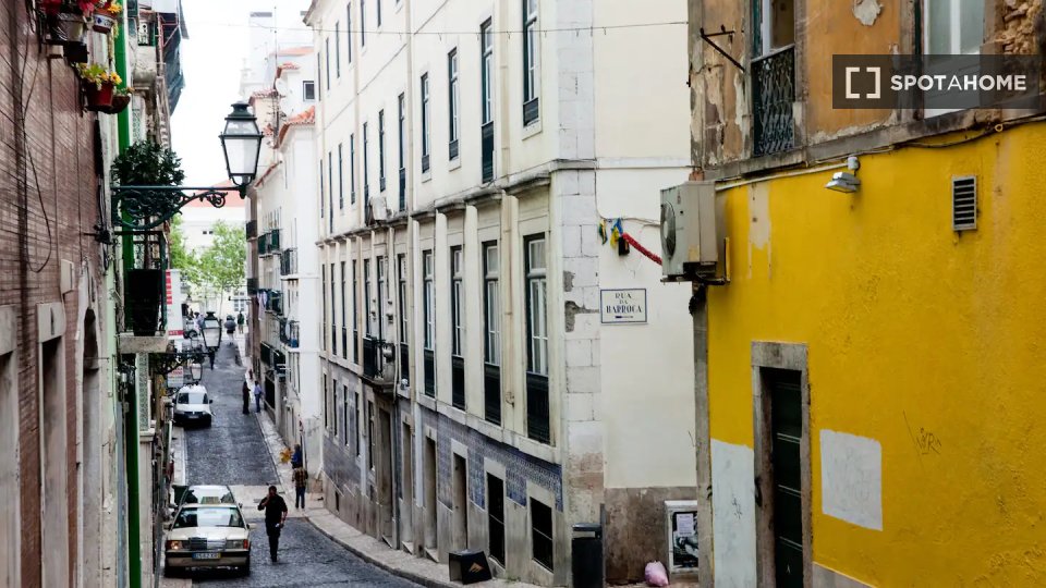 Apartment Lisbon, 1 bed — photo 12