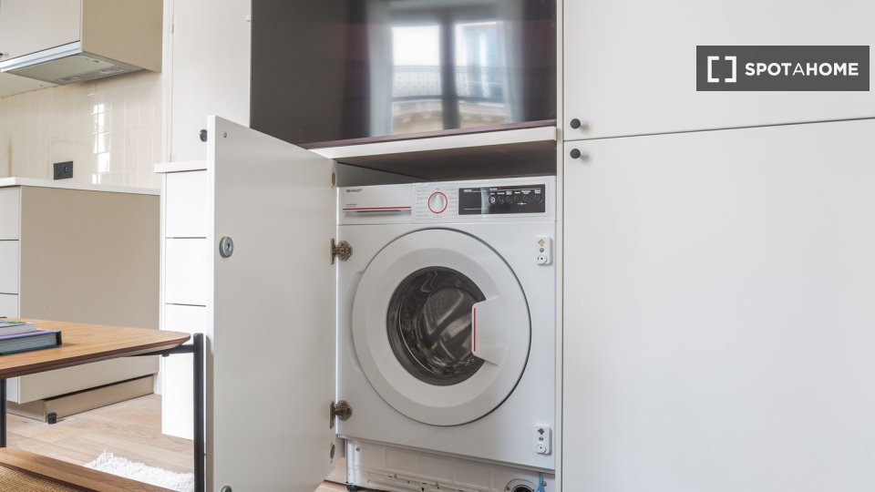 Apartment Paris, 1 bed, 25m² — photo 6