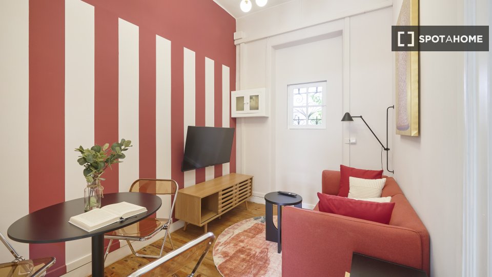 Apartment Lisbon, 2 beds — photo 16